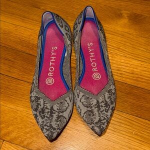 Rothy's Patterned Gray Flats with Pink Insole Size W6
